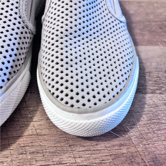 Sperry Women's Grey Perforated Slip-On Seaside Shoes Top-Sider Size 9 - Picture 8 of 13